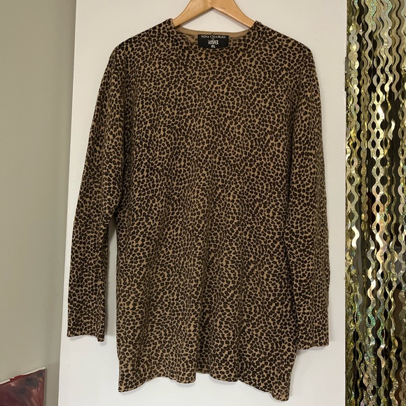 Lambswool / Rabbit leopard print long sleeve sweater & brand Nina Charles Kasper - Picture 1 of 3